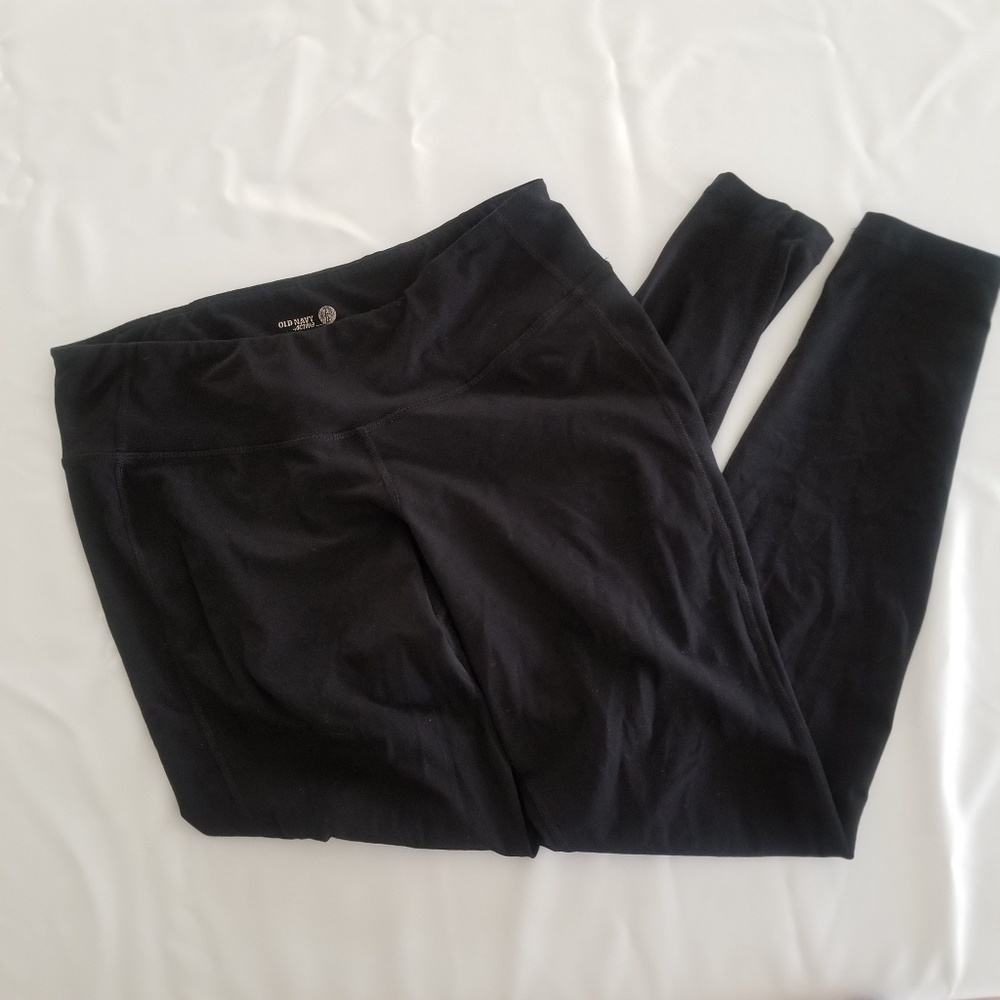 💜 5 for $25! Old Navy Active Soft Leggings
